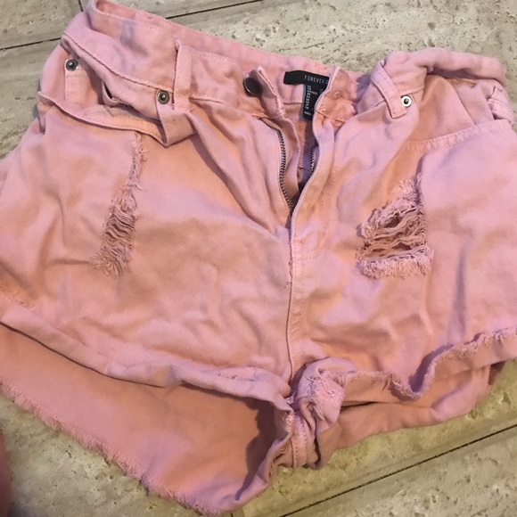 Pink forever21 shorts. - Picture 3 of 3